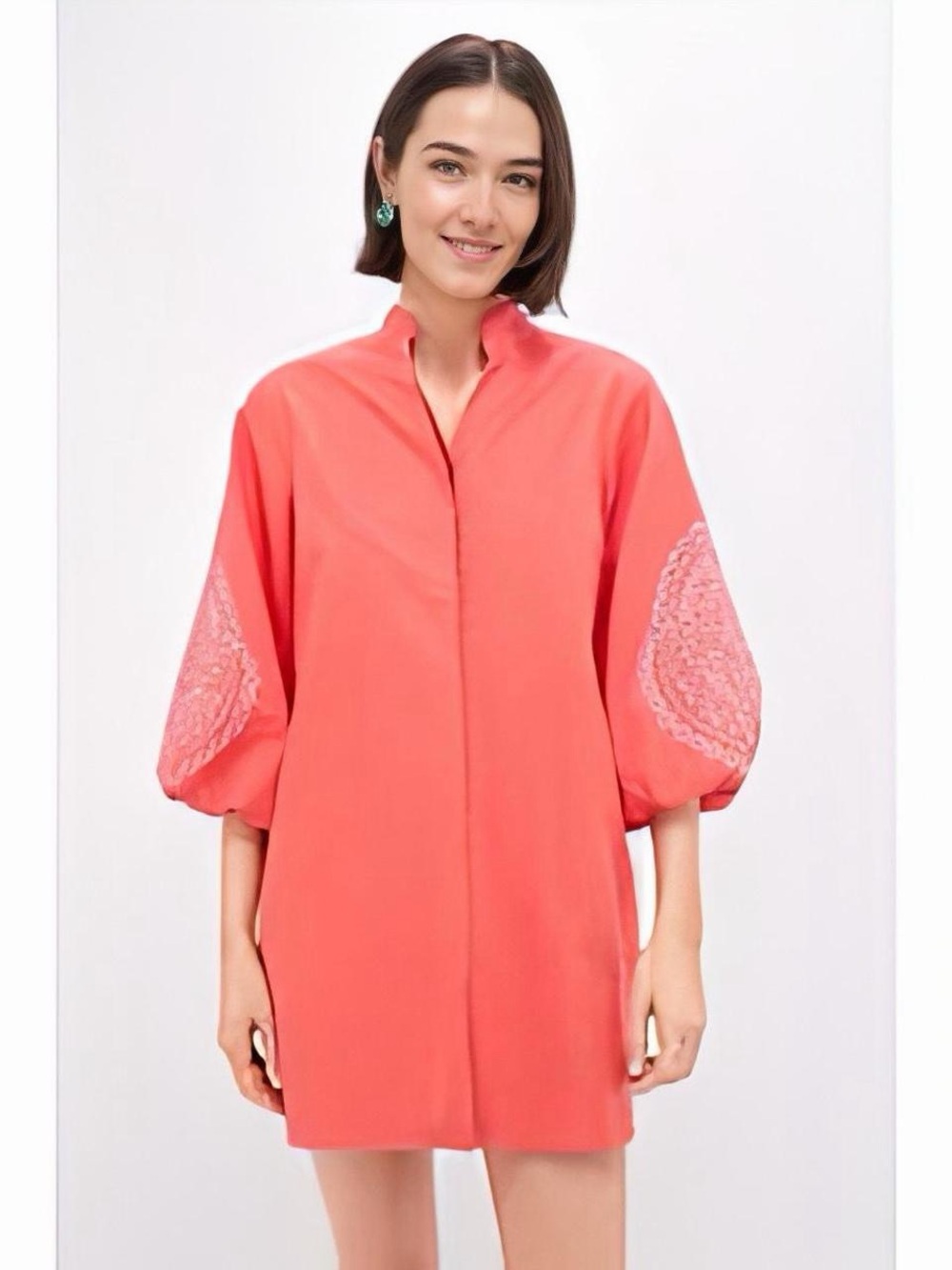 NWOT TUCKERNUCK Hyacinth House Coral Embroidery Wisteria Caftan